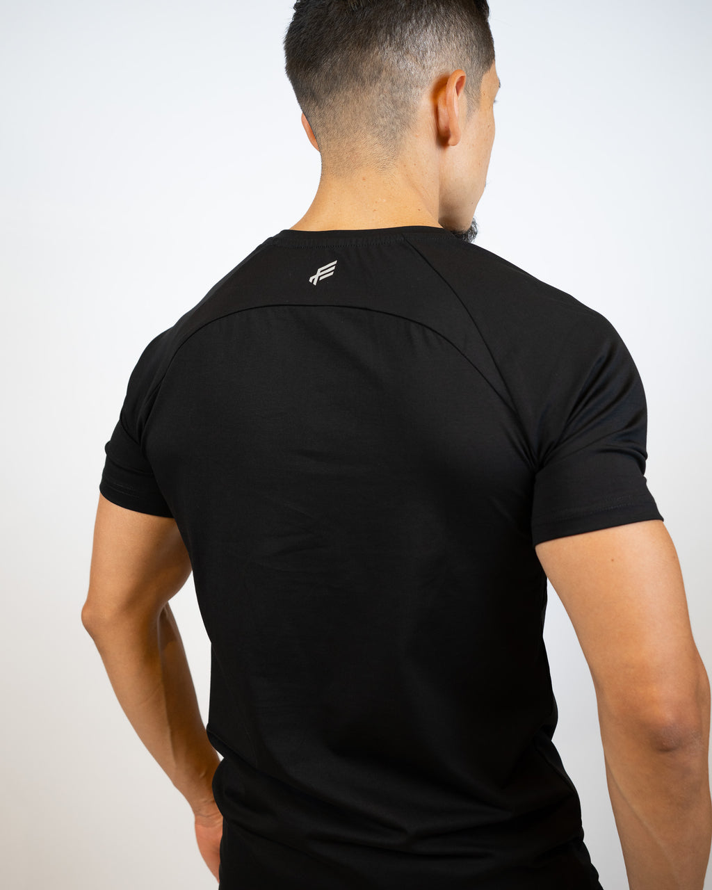 Fitgods Box Logo Fitted Tee - Black