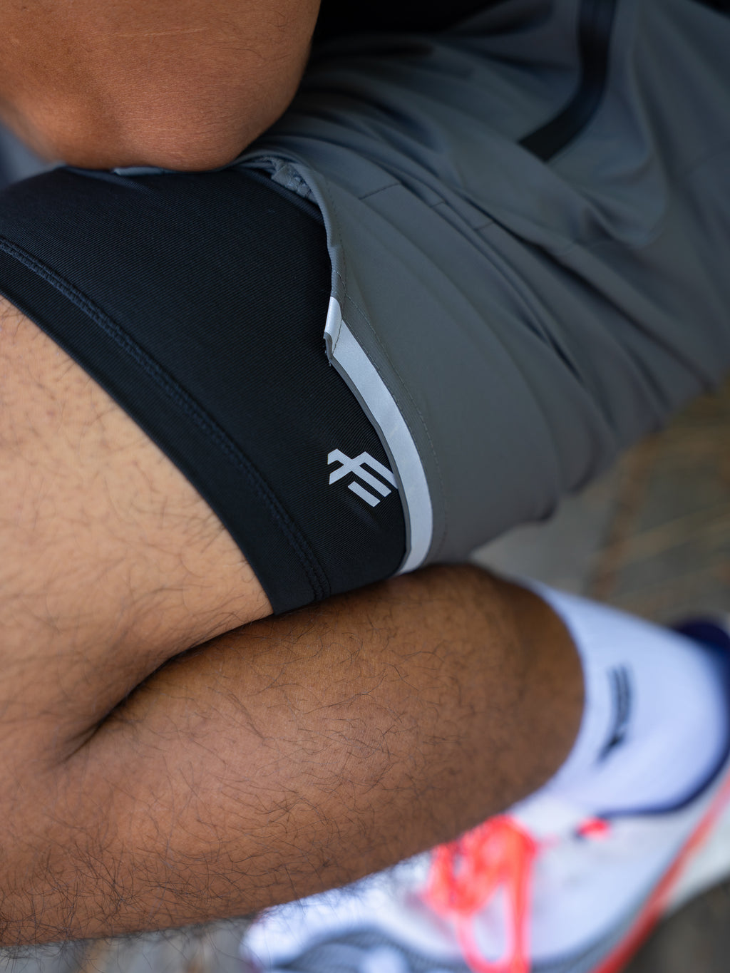 2-in-1 Training Liner Shorts - Metallic Gray